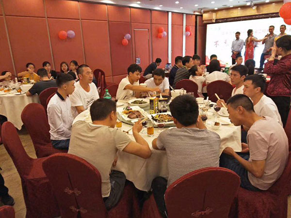 2018年春茗感恩會：“不忘初心，砥礪前行”！